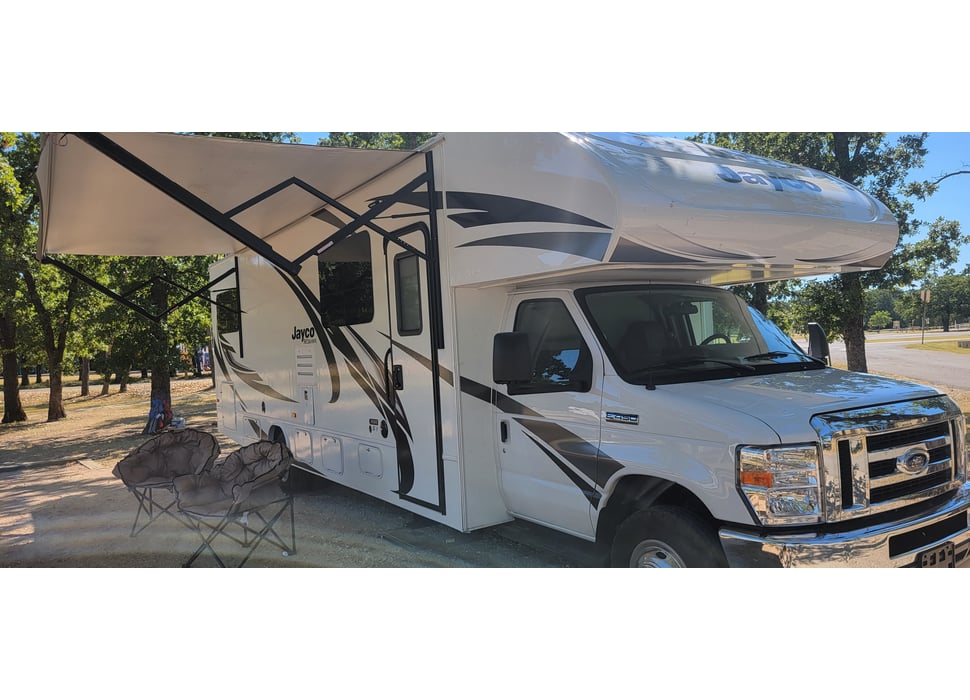 Class C Motor Home rentals in Waconia