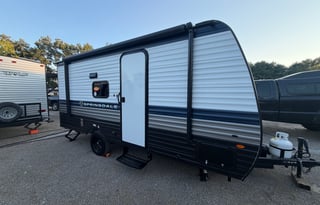 Nomadic Nature Rentals w Luxury Amenities (Mini)