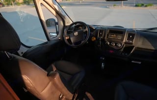 2018 RoadTrek Simplicity SRT ➡ Explore with EASE