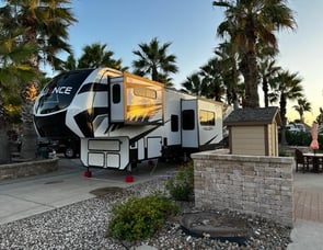 Alliance RV Valor 40V13