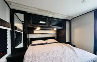 1/2 Ton Towable* - 2021 Jayco w/Camera System