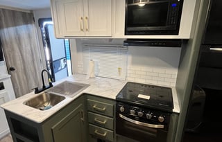 2024 heartland RVS Eddie Bauer