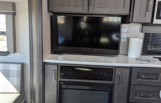 2022 Grand Design Reflection 31MB