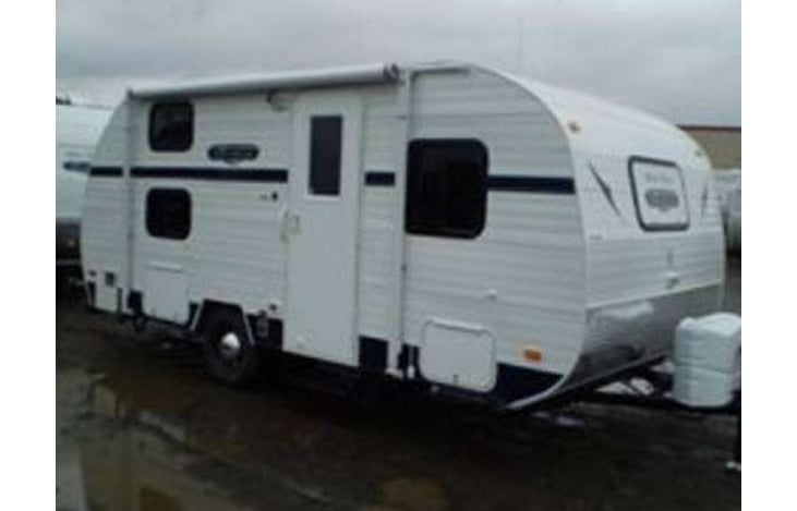 Representative floor plan provided by a trusted RVshare partner.