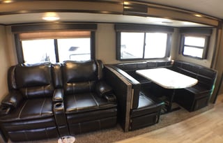 2017 grand design 2800BH