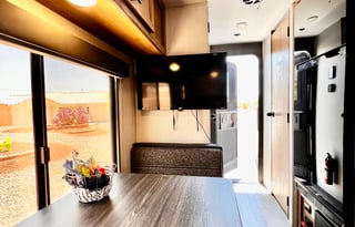 Cozy Trailer NEW 2023 Wolf Pup (Delivery Only )