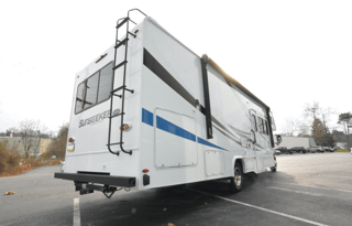 Sunseeker S5 with Theater Chairs!