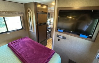 The Cheetah | Glamping on Wheels – Sleeps 6-8