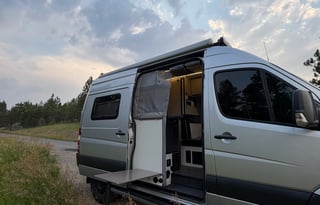 "Vando" - Ultimate Montana Off Grid Adventure Van