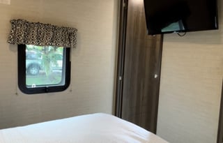 2018 Keystone Bullet premier 30ripr