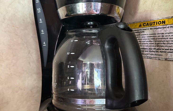 Coffee pot