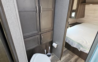 Spacious 2020 Jayco Jay Flight