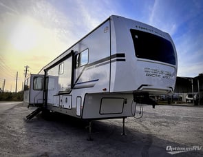 Forest River RV Cherokee Arctic Wolf Suite 3650SUITE