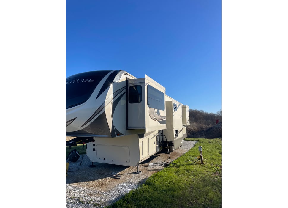Fifth Wheel rentals in Essex