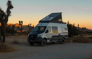 2026 Storyteller Overland Crew MODE XL Sleeps 4 Dog Friendly