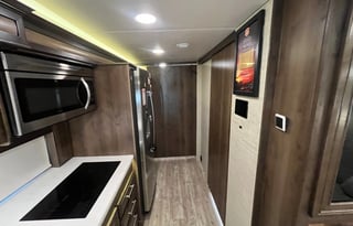 2022 Entegra Coach Emblem 36H