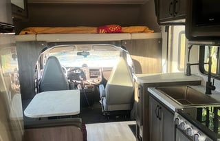 24' Versatile Voyager, Pet-Friendly, Equipped!