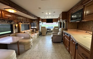 2012 Tiffin Elegro 35QBA Bunkhouse