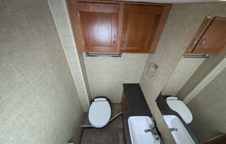 Winnebago Spirit | Cozy Class C RV with 3 slides