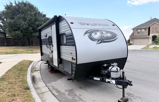 21 ft - Bunkhouse Trailer. Forest River Wolf Pup