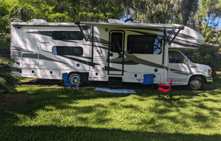 Family Adventure on Wheels 2019 Jayco Greyhawk
