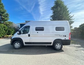 Thor Motor Coach Freedom Elite 17D