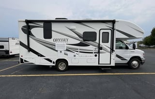 2023 Entegra 24B w Unlimited Miles Optn + Starlink