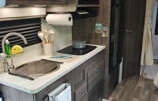 Good Chi RV - Your Ultimate Adventure on Wheels!