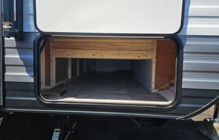 Light & Easy Tow Bunkhouse offering Delivery!