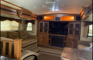 2013 Keystone RV Mountaineer 375FLF