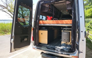 ROVENN - Mercedes Winnebago Adventure Wagon++ 70SE