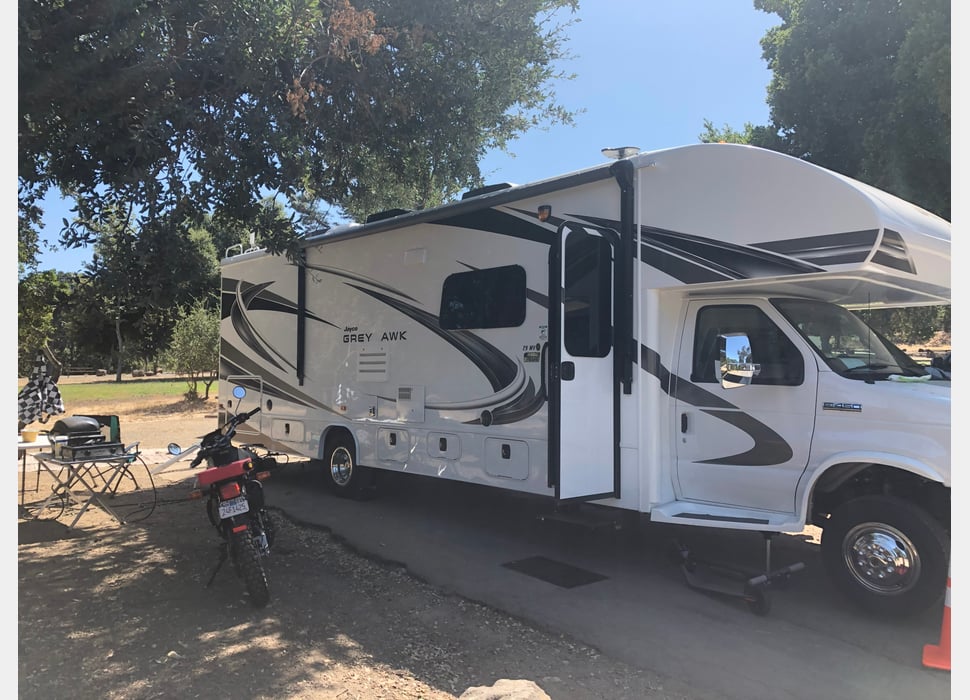 Class C Motor Home rentals in La Selva Beach