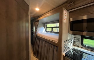 2022 NeXus RV Rebel 35R