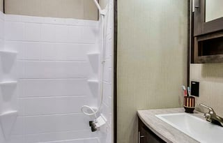 AGA 7 -	2019 Heartland Torque T322