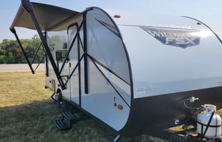 "FLASH" 2022 22ft Forest River FSX 177BHX