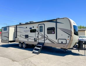 Forest River RV Rockwood Signature Ultra Lite 8326BHS