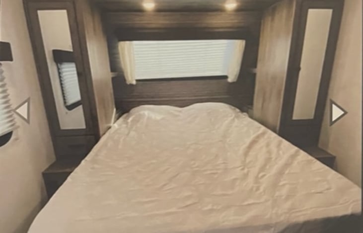 Master - Queen Bed and 24" Fire TV
