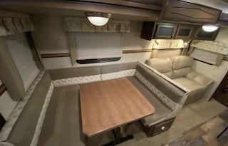 PERFECT Family RV Trailer Bunk House-PetsWelcome
