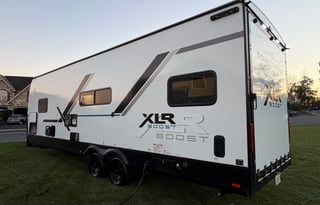 2026 XLR Boost Toy Hauler | Family & Adventure!