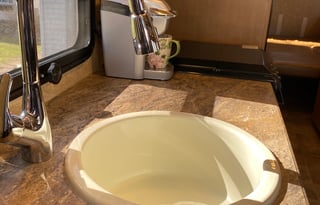 2016 Thor Motor Coach Axis 25.1