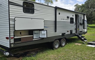 Your home on wheals!!! Perfect for your family