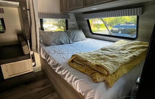 Outdoor kitchen and Bunkhouse - Delivery ONLY