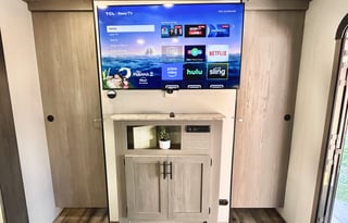 Modern and Welcoming Family Fun Camper Rental