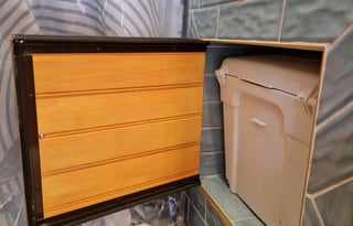 Edgar: Converted Sprinter Van * Pet Friendly *