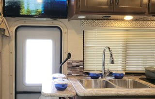 2018 Thor Motor Coach Freedom Elite 24FE