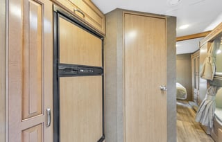 "Fourwinds Funhaus" - 6 bed Bunkhouse C Class RV