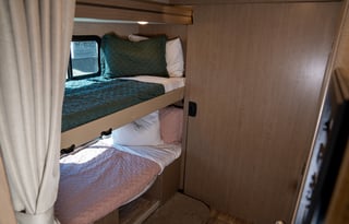 "Betty" the GORGEOUS Class C bunkhouse