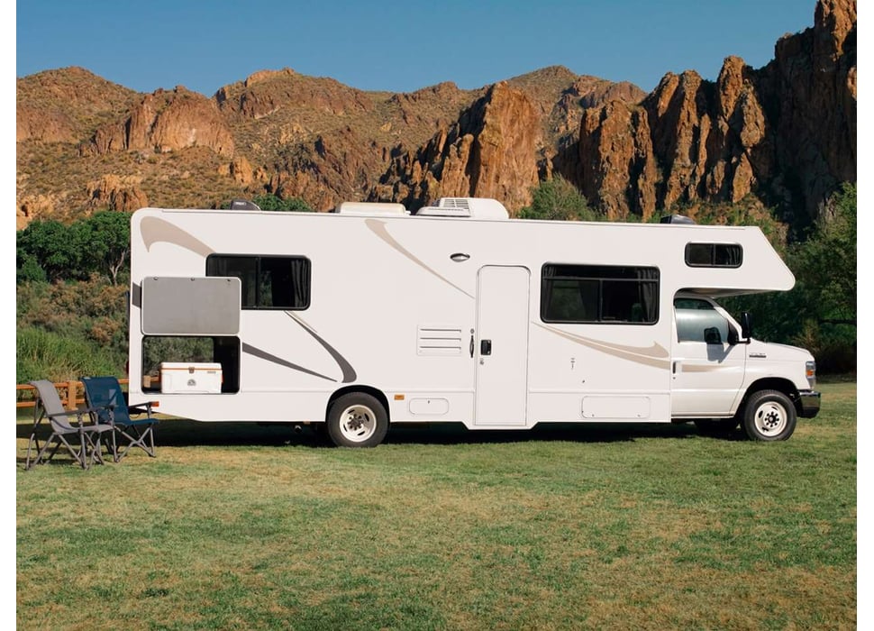 Class C Motor Home rentals in Cabin John
