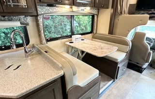 2019 Thor Motor Coach Chateau 31E