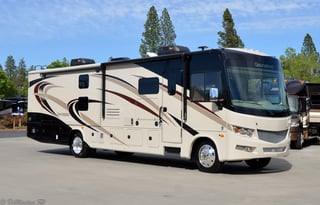 Enzo: New, Kid friendly, 2 full bath, washer/dryer